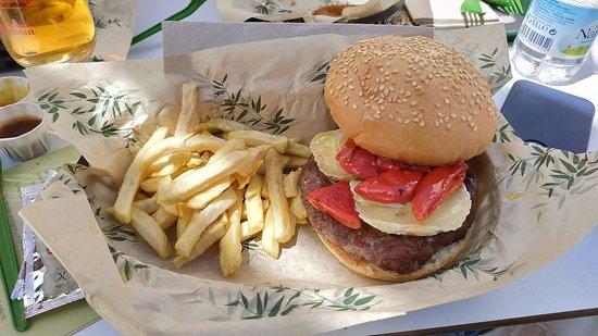 Organic Burguer and Burritos